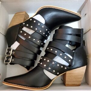 NIB Beast Black Arisa Strappy Point Toe Shoes 8.5